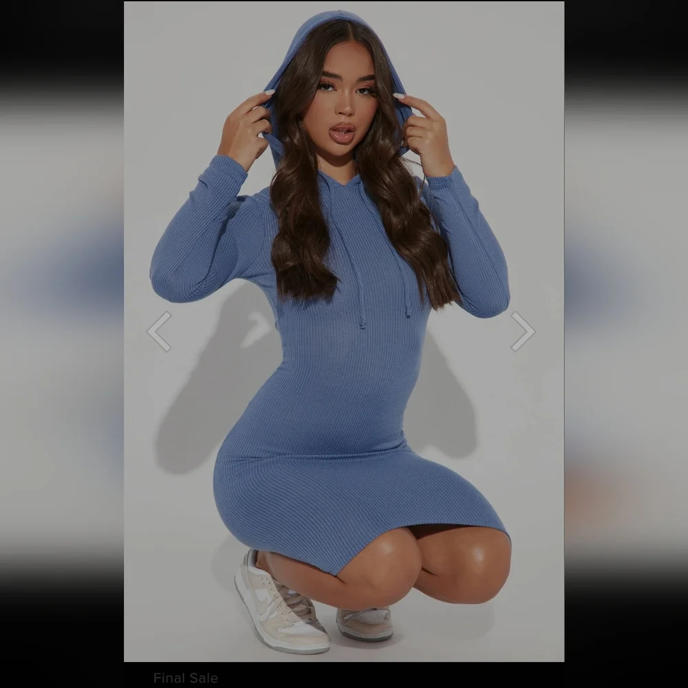Midi DRESS - Picture 2 of 5